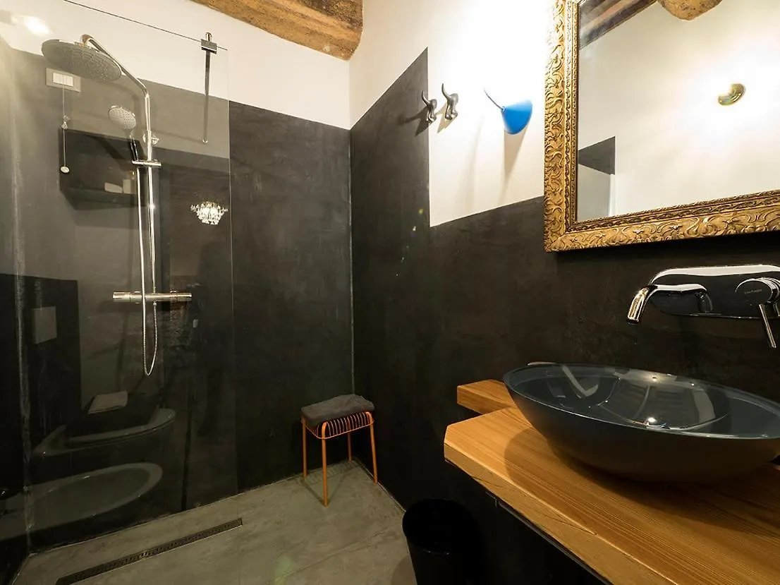 Zucchero Sui Baffi- Food Lovers B&B Mântua